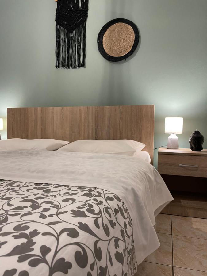 Anastasias House Near Athens Airport Spata  Ngoại thất bức ảnh